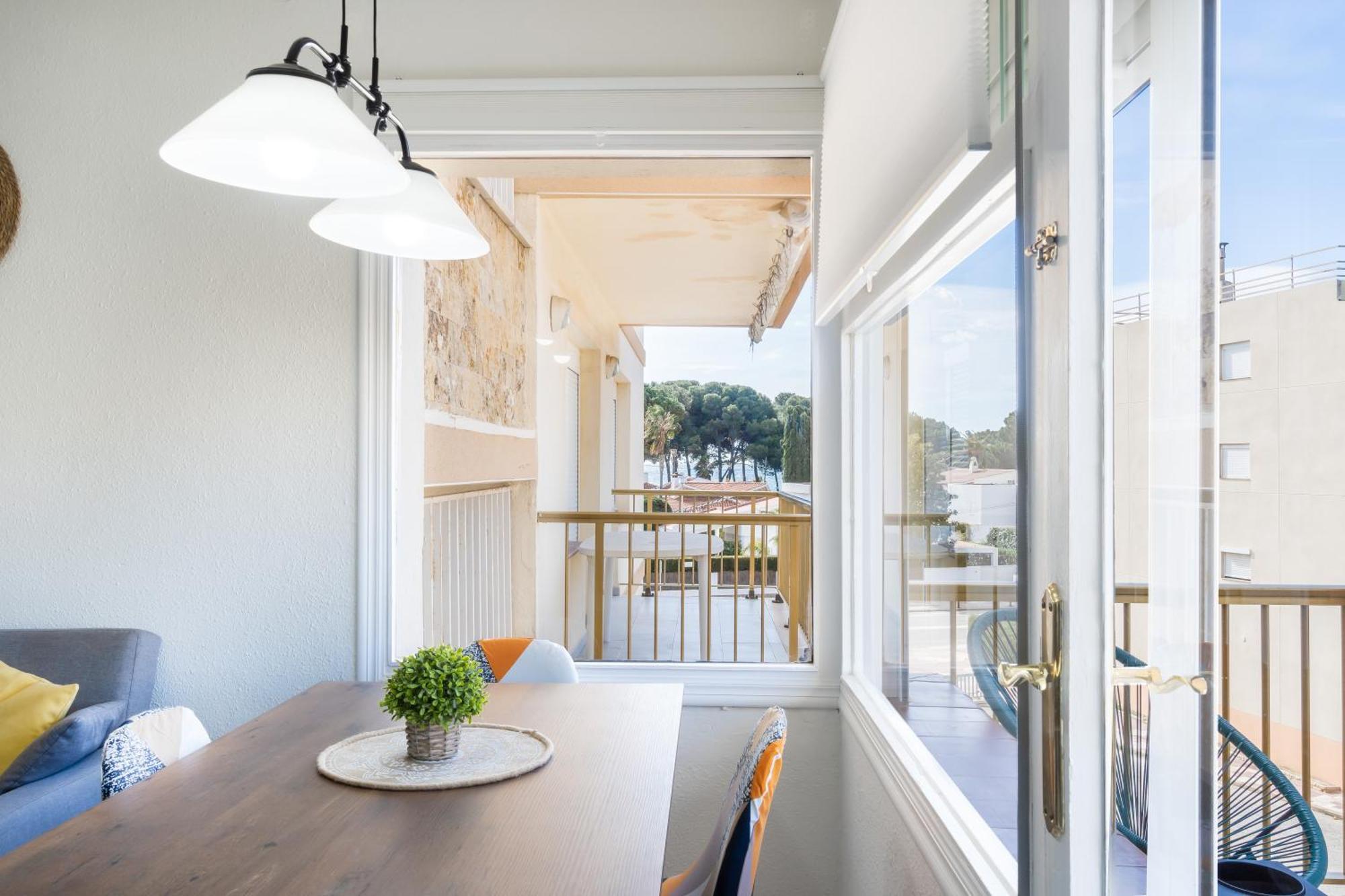 Coastal Paradise & Cozy Home With A 100M From The Beach! Cambrils Exterior foto